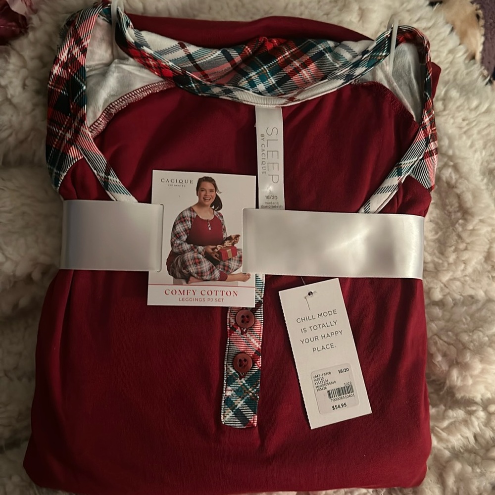 Cacique Two Piece Pajama Set